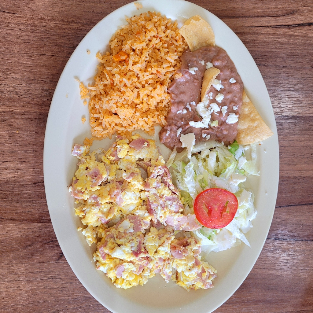 HUEVOS CON JAMON
