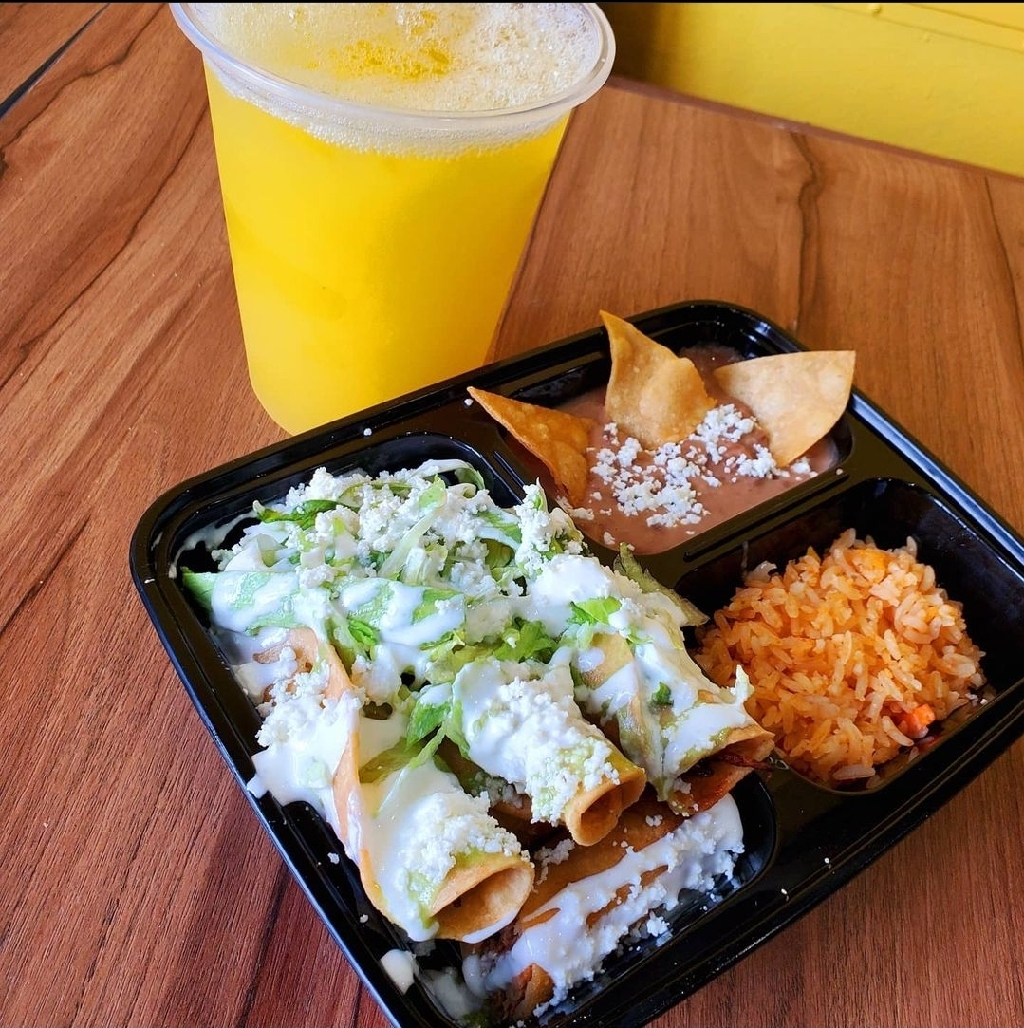 TACOS DORADOS