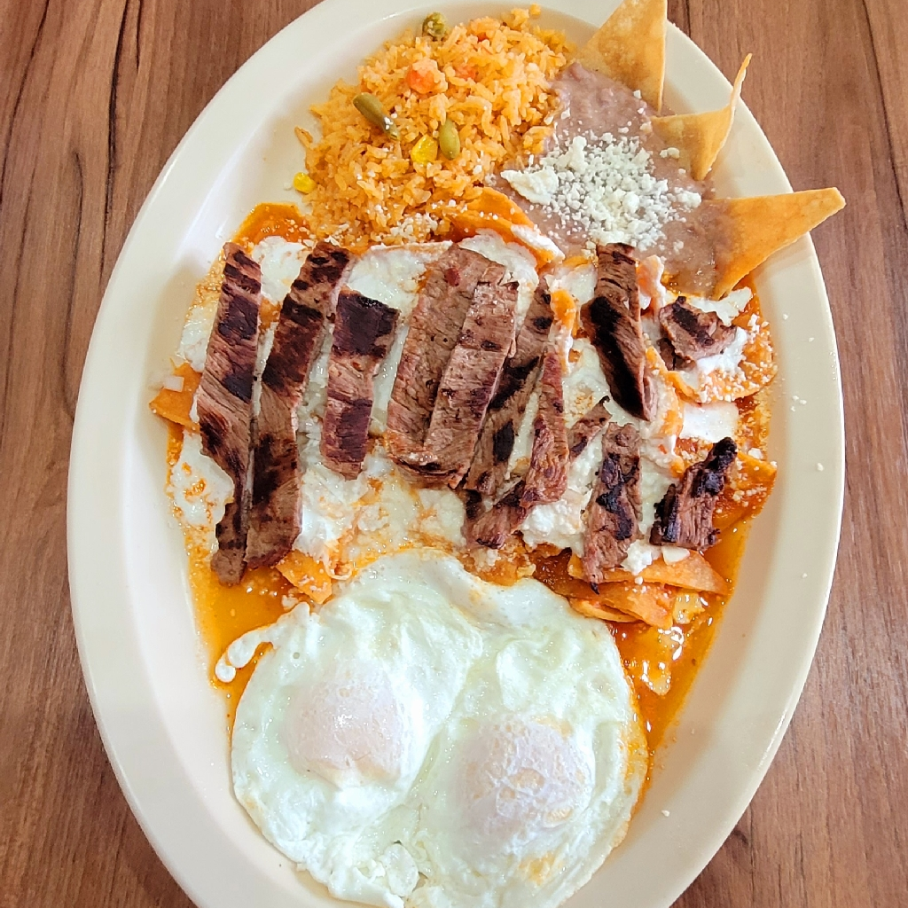 SUPER CHILAQUILES