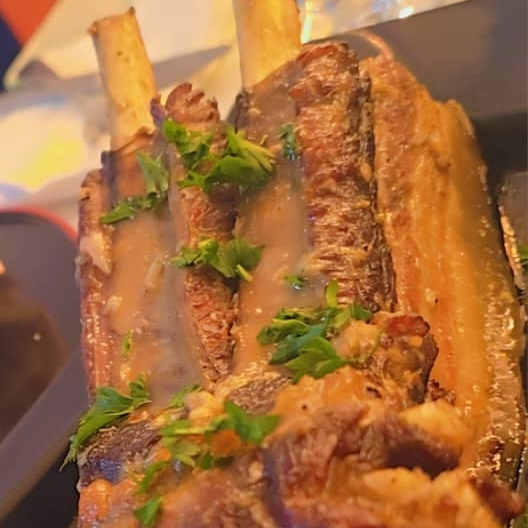 Travers de porc braisé